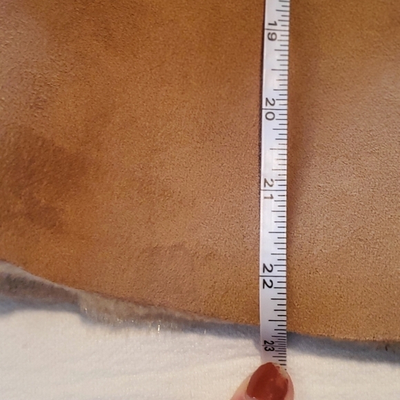 Gap Kids Unisex Faux Fur & Suede Hooded Button-Down Sz XS (4) Coat Jacket - Picture 13 of 13